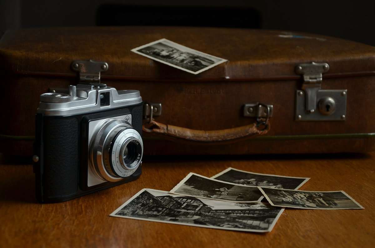 add relevant Photos