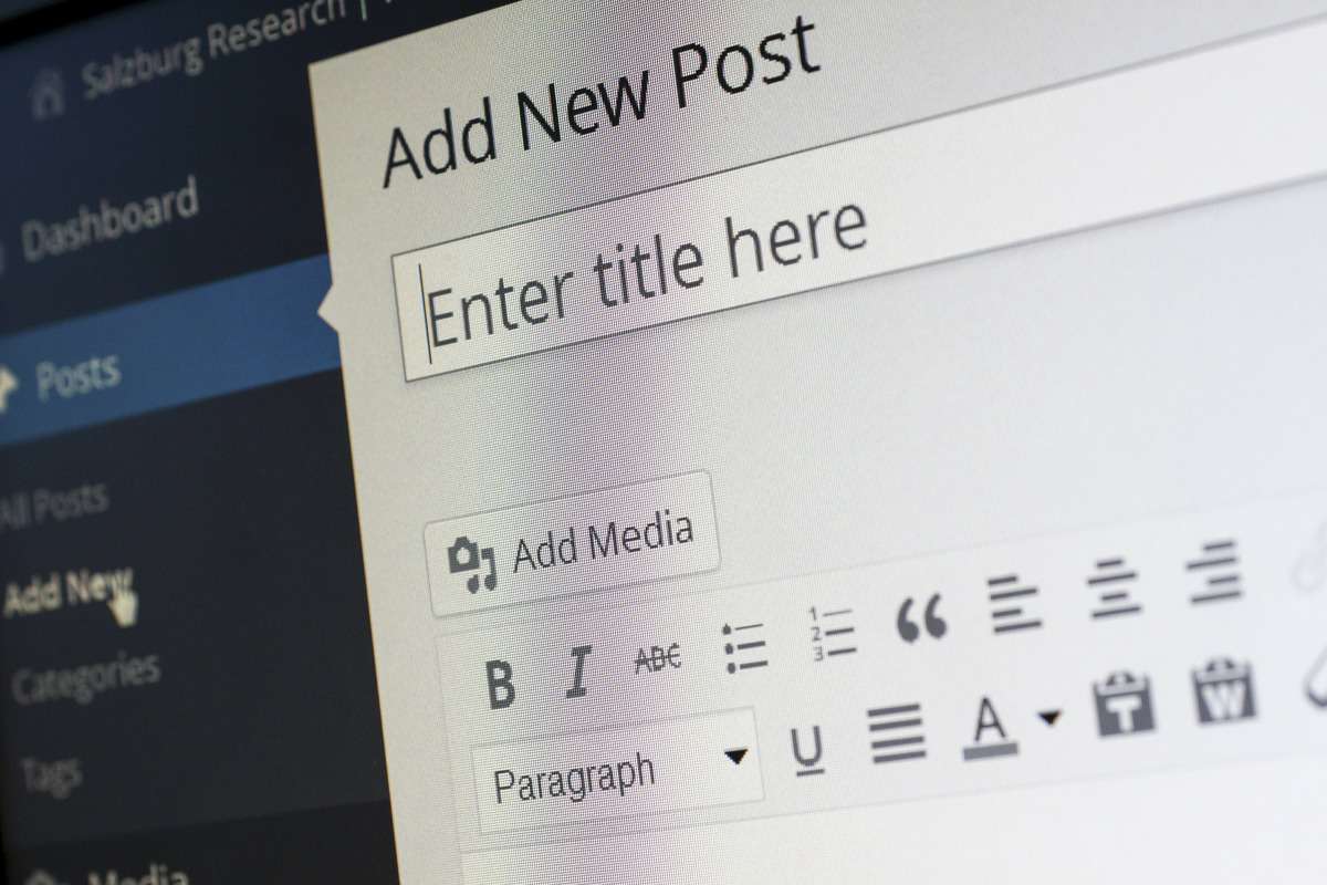 Add new post option in WordPress