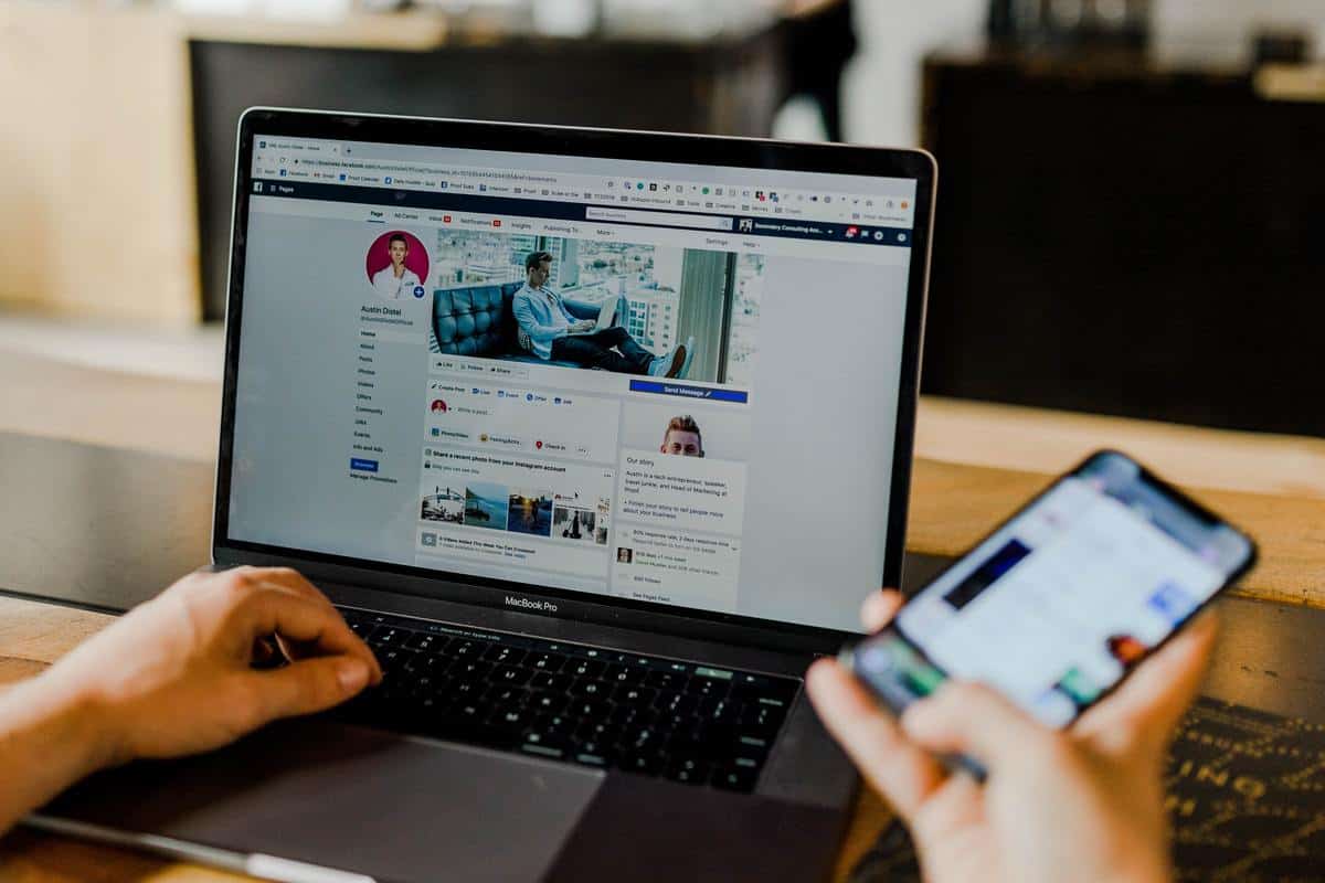 Influencer Facebook page