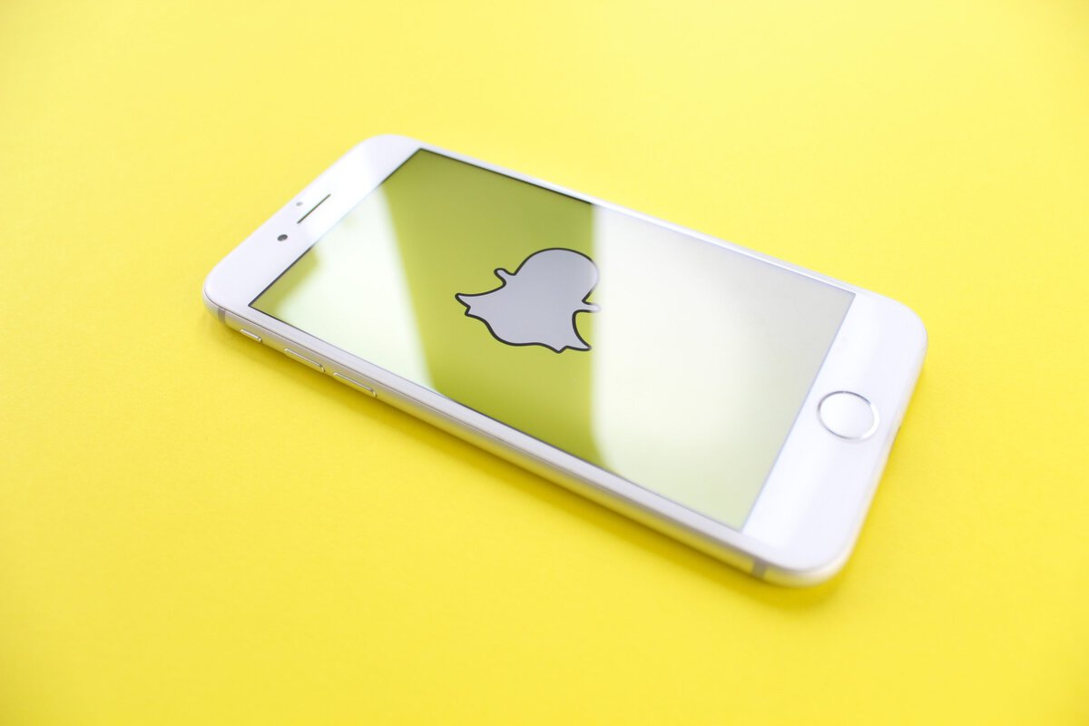 Contextual Usage of ASL on Snapchat