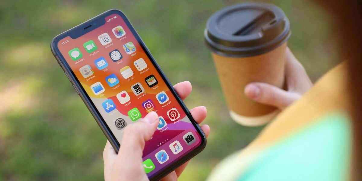 Understanding iPhone’s App Behavior and Multitasking